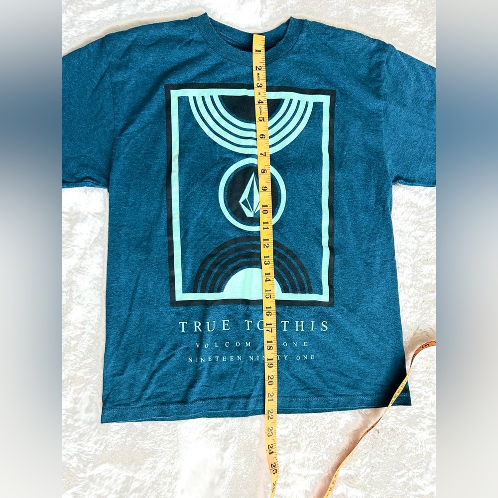 VOLCOM T-Shirt - Picture 4 of 5